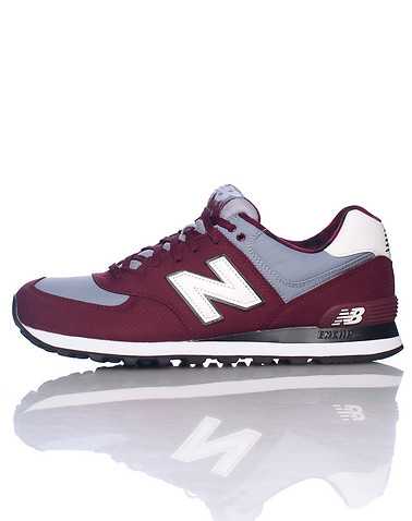 NEW BALANCE MENS Burgundy Footwear / Sneakers 10