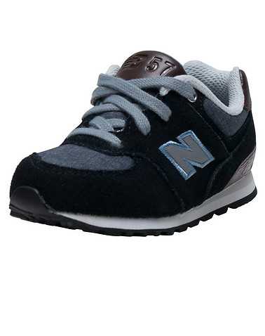 NEW BALANCE GIRLS Black Footwear / Sneakers