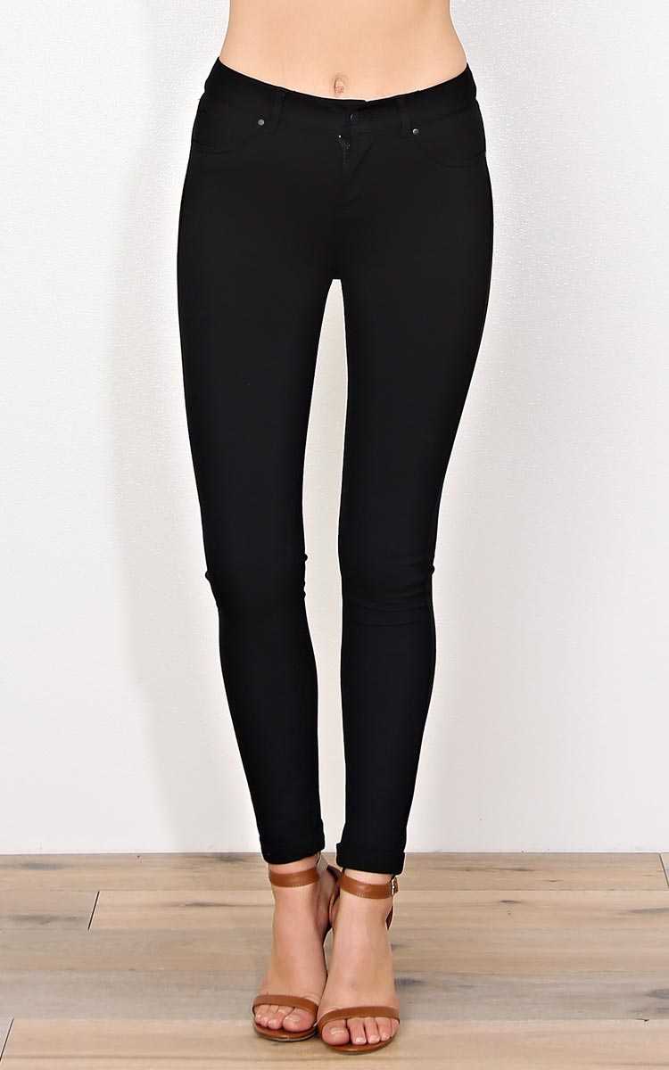 Leslie Knit Jeggings - - Black in Size by Styles For Less
