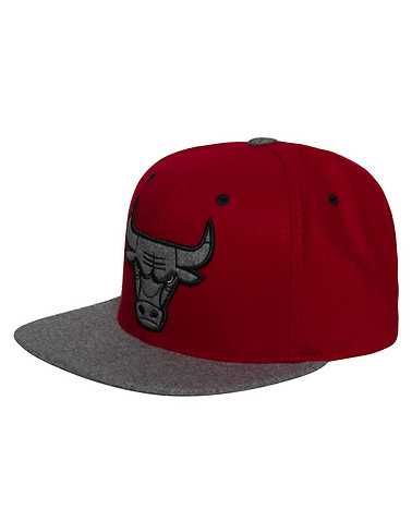 MITCHELL AND NESS MENS Red Accessories / Caps Snapback ONES