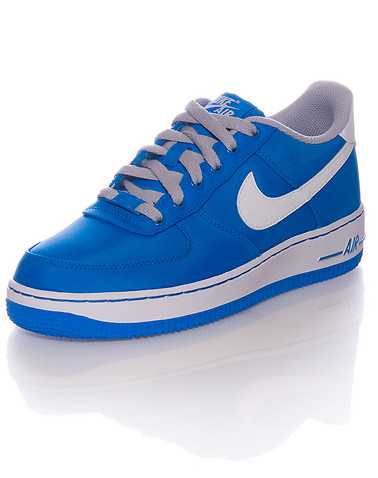 NIKE BOYS Blue Footwear / Sneakers 4Y