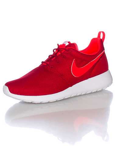 NIKE GIRLS Red Footwear / Running 4.5Y