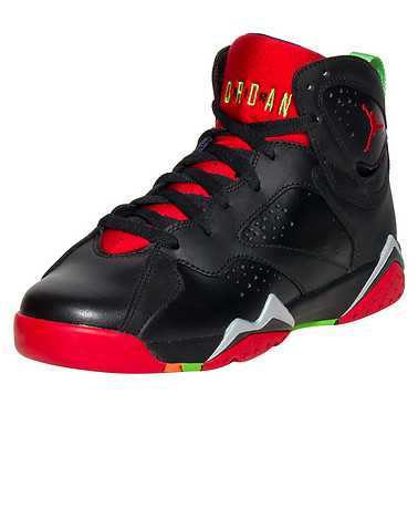 JORDAN BOYS Black Footwear / Sneakers 4Y