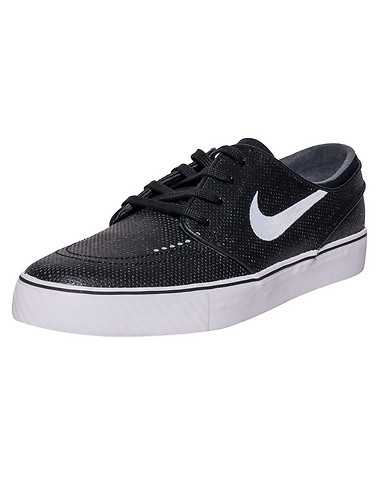 NIKE MENS Black Footwear / Sneakers