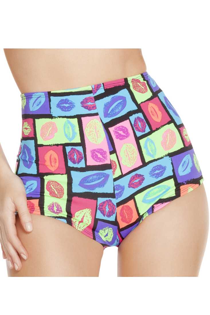 Lips Printed High-Waisted Shorts