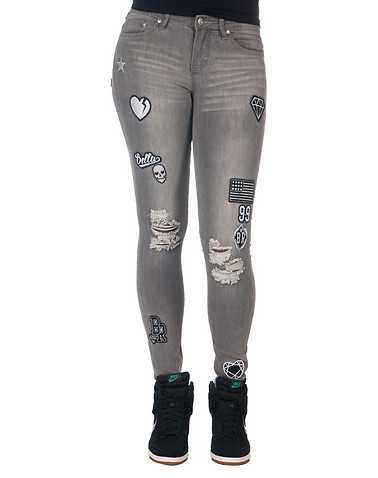 LA BELLE ROC WOMENS Grey Clothing / Jeans 5/6