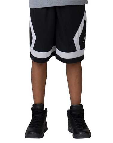 JORDAN BOYS Black Clothing / Athletic Shorts M