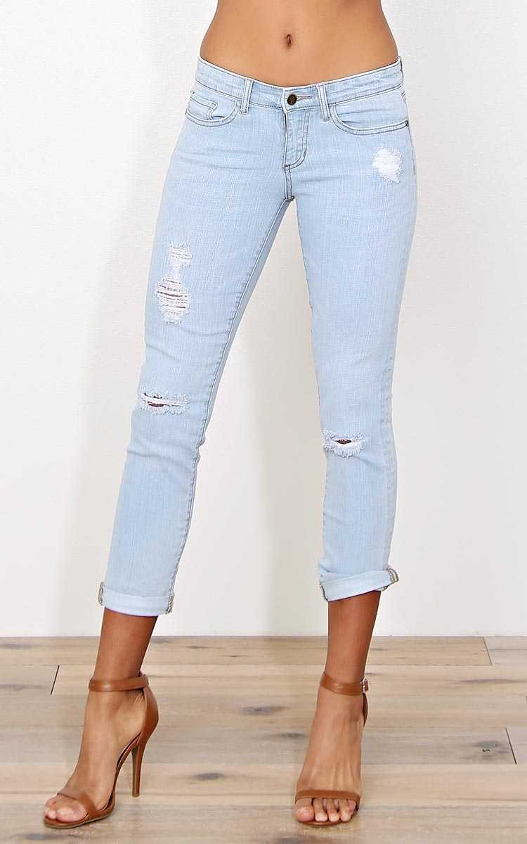 Helena Distressed Skinny Jeans - Lt Destroyed in Size by Styles For Less