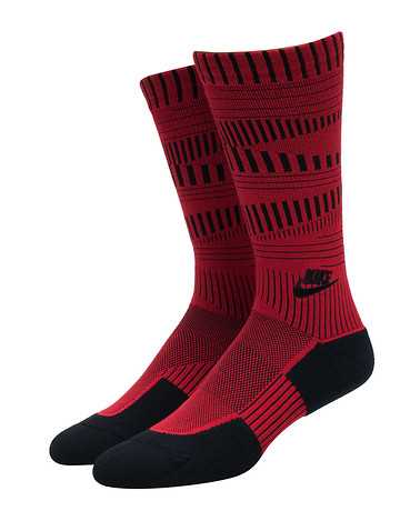 NIKE MENS Red Accessories / Socks L
