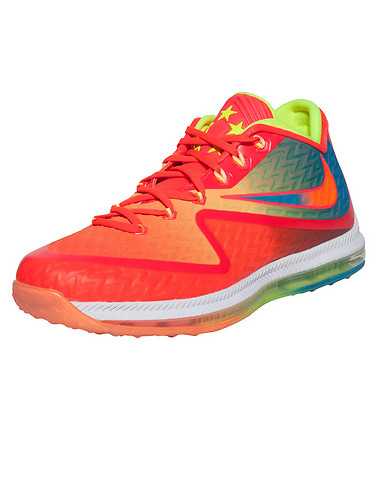 NIKE MENS Multi-Color Footwear / Sneakers