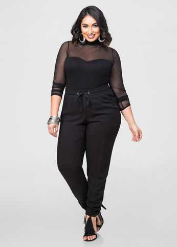 Solid Ruched Leg Pant