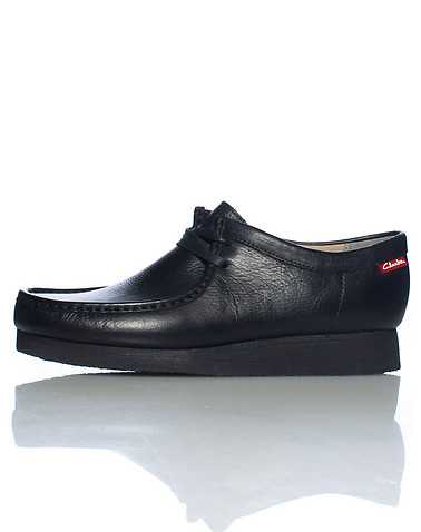 CLARKS MENS Black Footwear / Casual 9