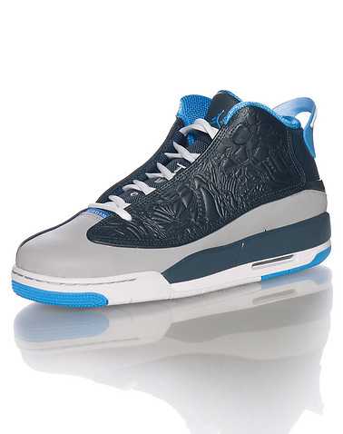 JORDAN BOYS Navy Footwear / Sneakers 4.5Y