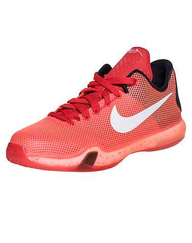 NIKE BOYS Medium Red Footwear / Sneakers