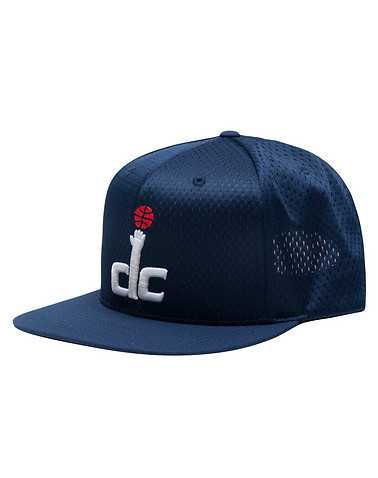 MITCHELL AND NESS MENS Navy Accessories / Caps Snapback ONES