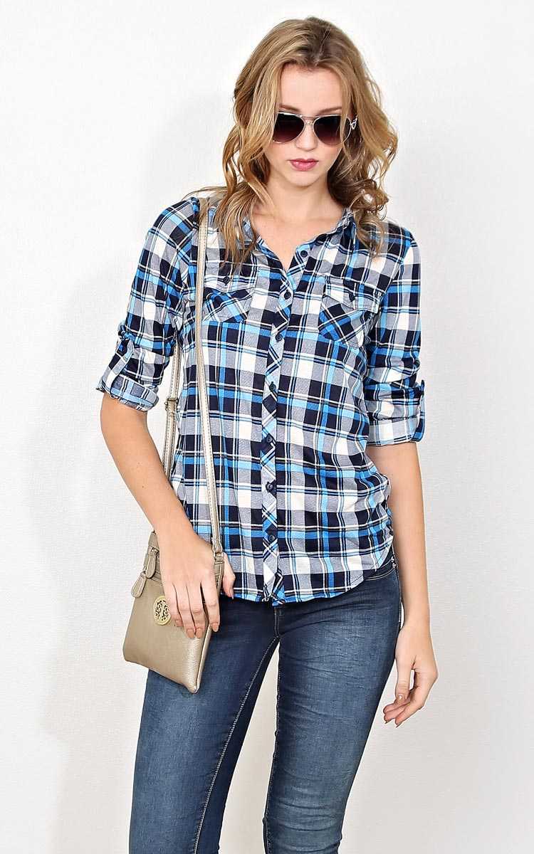 Ice Queen Basic Knit Plaid Top - MED - Navy Combo in Size Medium by Styles For Less