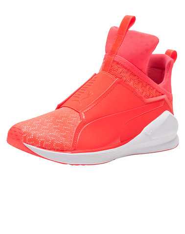 PUMA WOMENS Medium Red Footwear / Sneakers