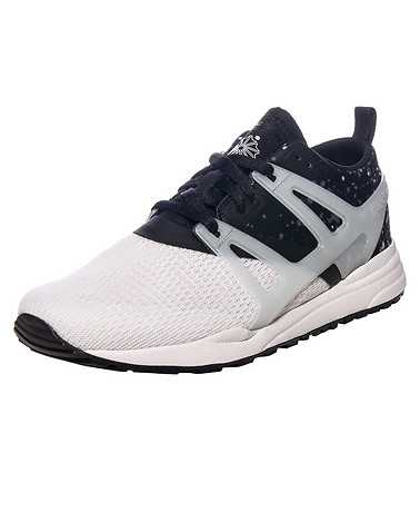 REEBOK WOMENS Black Footwear / Sneakers