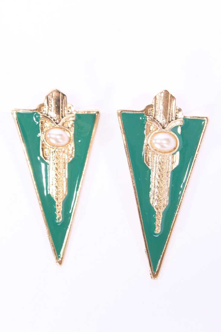 Green Pearl Accent Lacquer Finish Cute Earrings