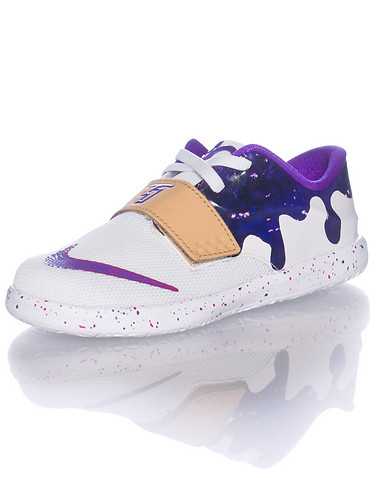 NIKE BOYS White Footwear / Sneakers 6C