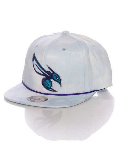 MITCHELL AND NESS MENS Blue Accessories / Caps Snapback ONES