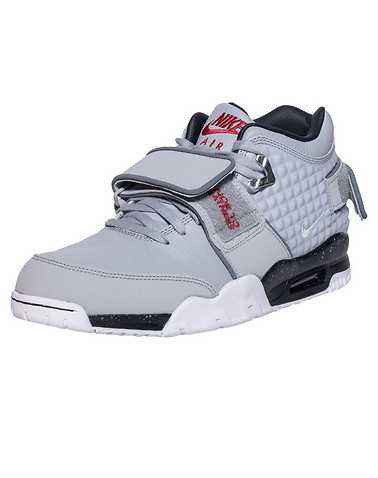 NIKE MENS Grey Footwear / Sneakers