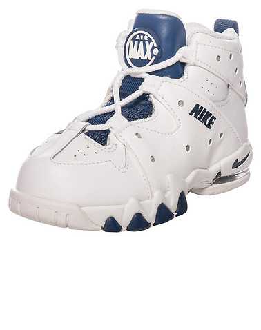 NIKE BOYS White Footwear / Sneakers 4C