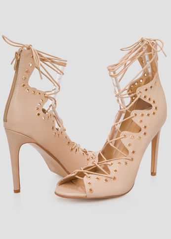 Grommet Lace-Up Pump - Wide Width