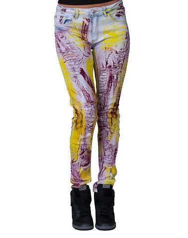 ESSENTIALS WOMENS Blue Clothing / Jeans 5/6
