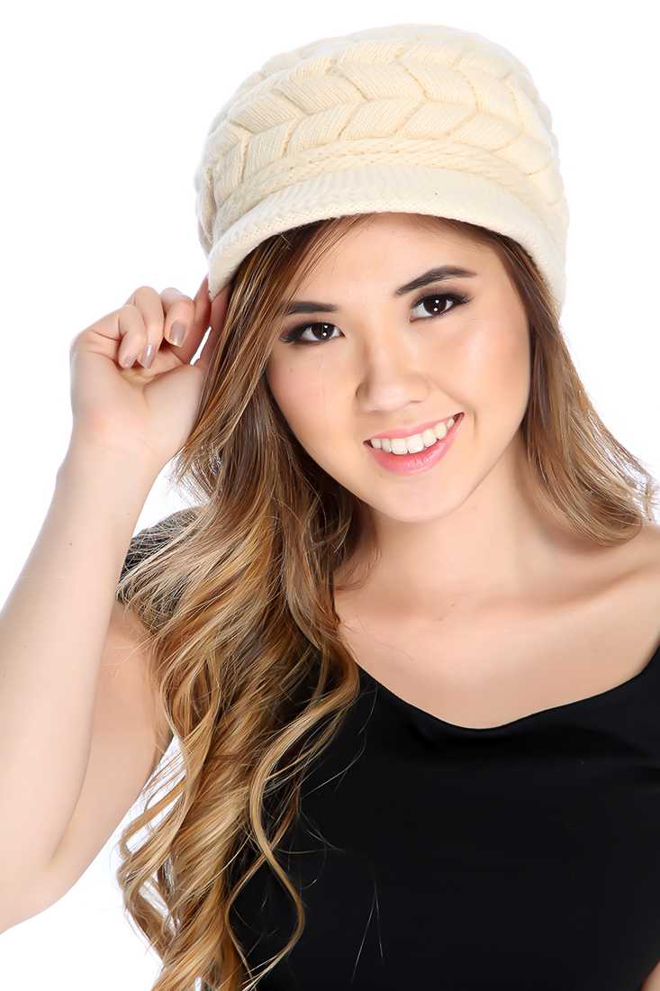 Beige Cable Knit Newsboy Beanie