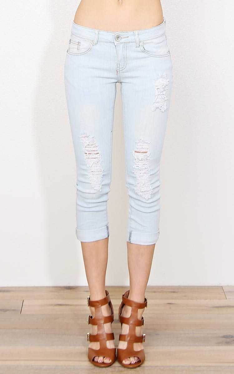 Pier Sighting Distressed Capris - Lt Destroyed in Size by Styles For Less
