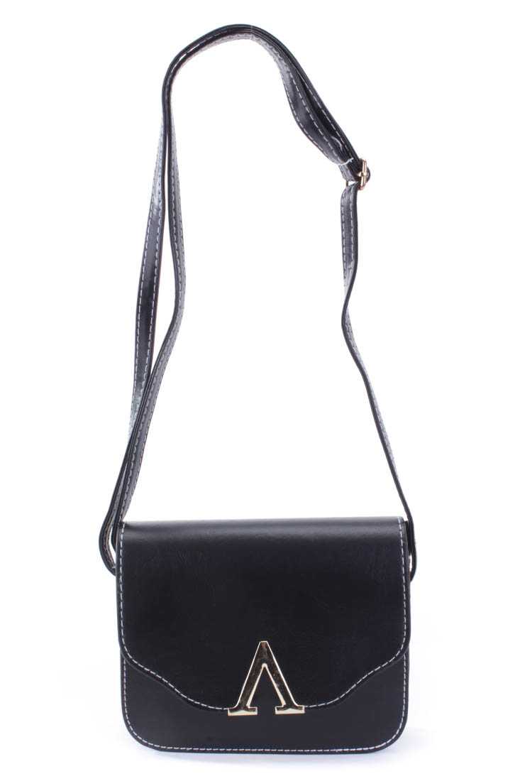 Black High Polish Detail Adjustable Shoulder Strap Handbag