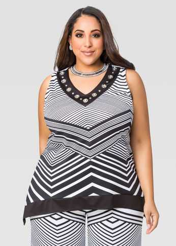 Bold Stripe Sharkbite Top