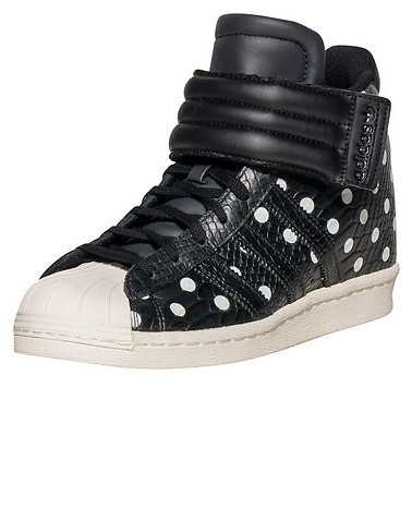 adidas WOMENS Black Footwear / Sneakers 7.5