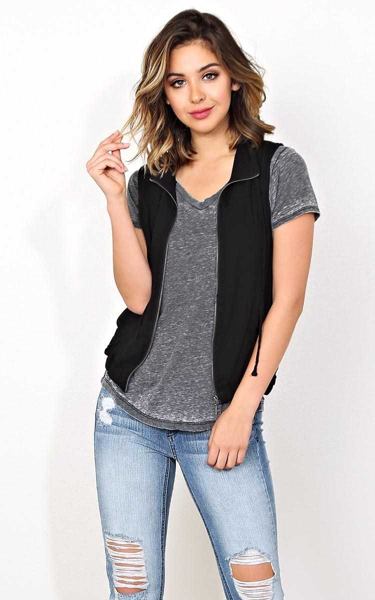 Vail In Fall Woven Vest - LGE - in Size Large by Styles For Less