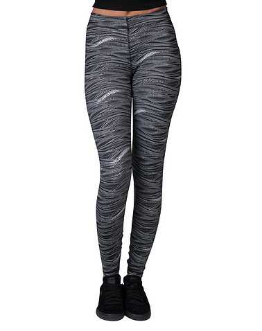 PUMA WOMENSulti-Color Clothing / Bottoms