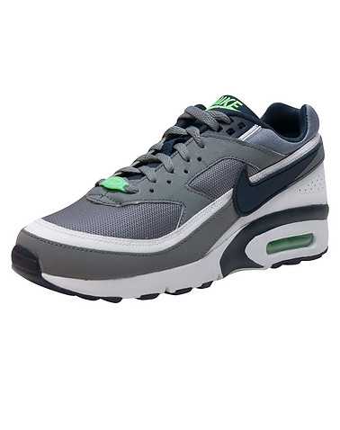 NIKE BOYS Grey Footwear / Sneakers