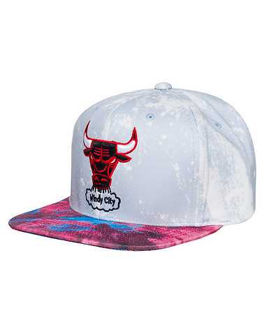 MITCHELL AND NESS MENS White Accessories / Caps Snapback One Size