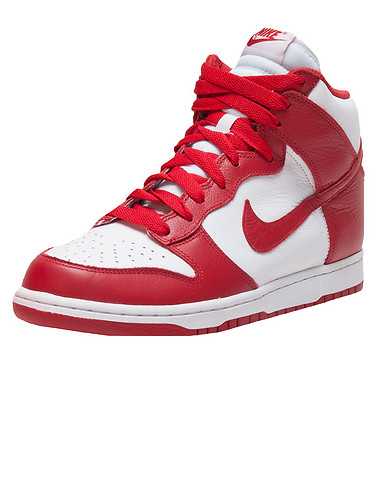 NIKE MENS Red Footwear / Sneakers