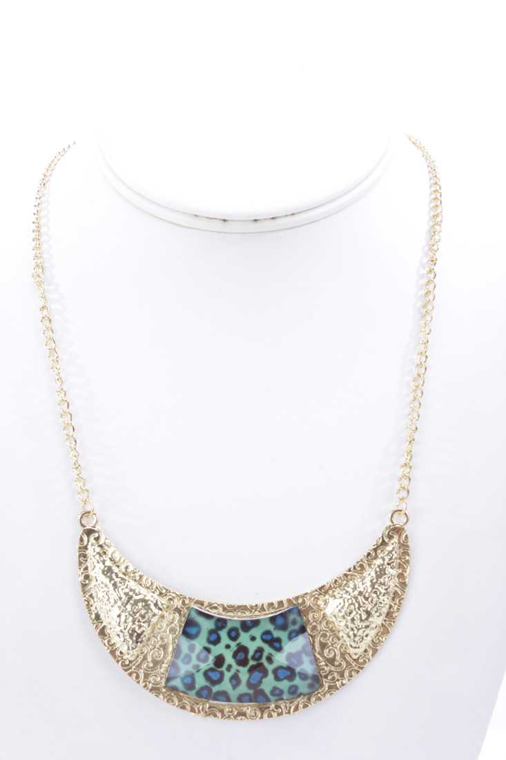 Mint Animal Print Gemstone Carved Pendant Necklace