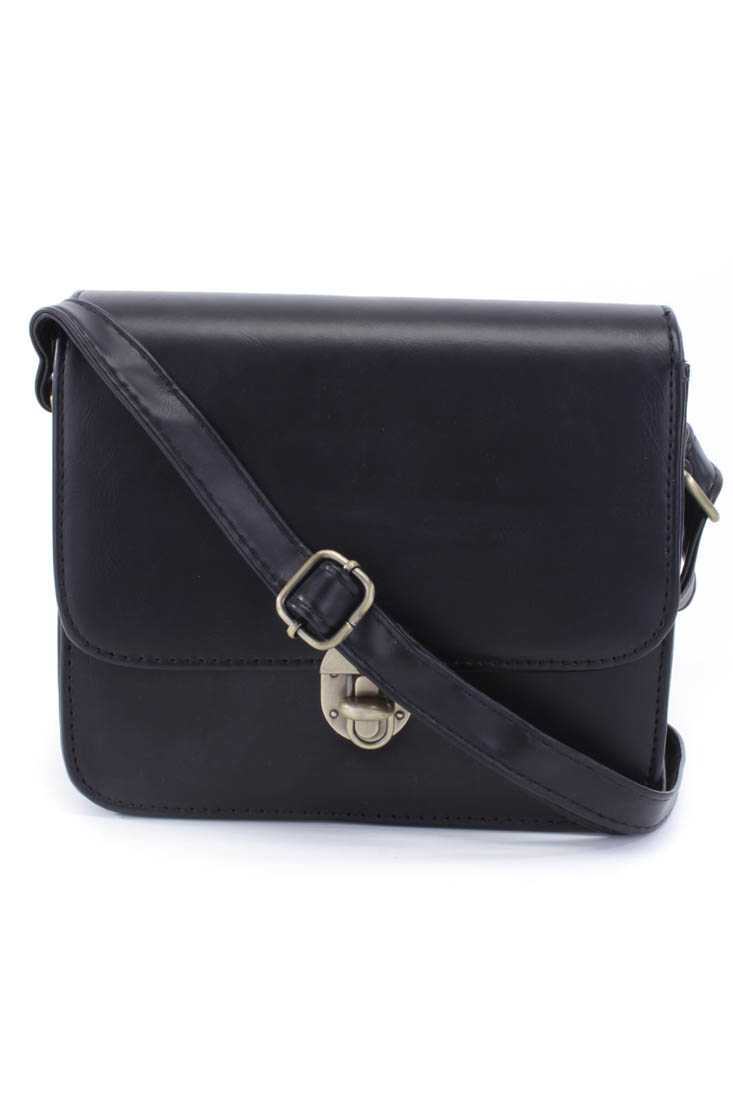 Black High Polish Twist Lock Shoulder Handbag