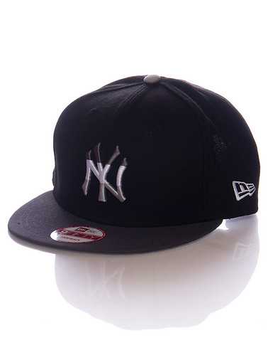 NEW ERA MENS Black Accessories / Caps Snapback One Size