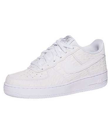 NIKE BOYS White Footwear / Sneakers