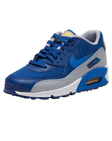 NIKE BOYS Multi-Color Footwear / Sneakers