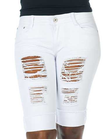 ESSENTIALS WOMENS White Clothing / Casual Shorts S