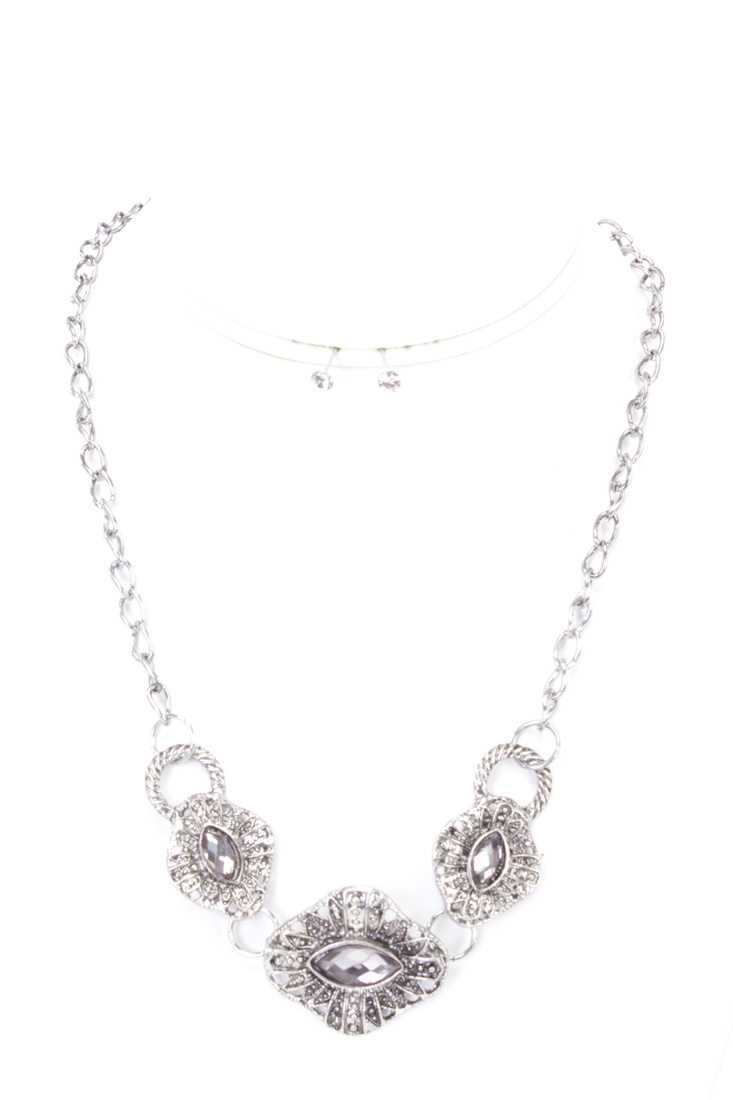 Silver Intricate Design Rhinestone Necklace